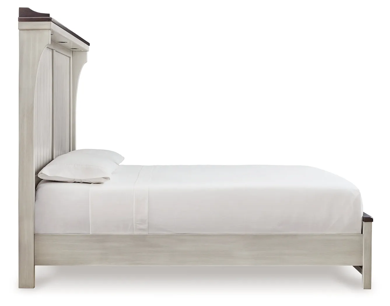 Darborn Queen Panel Bed with Mirrored Dresser in Gray/Brown