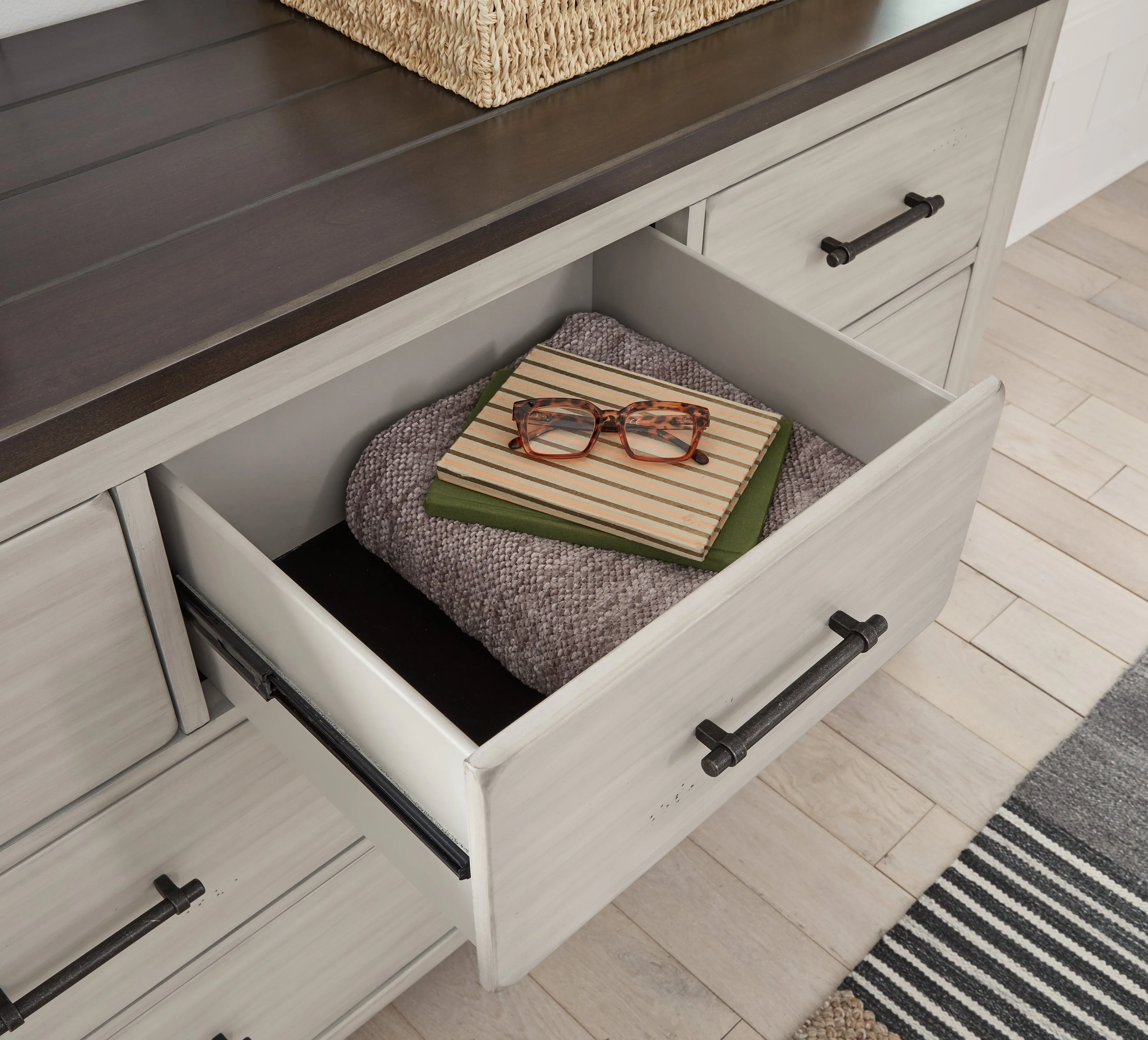 Darborn Queen Panel Bed with Mirrored Dresser in Gray/Brown