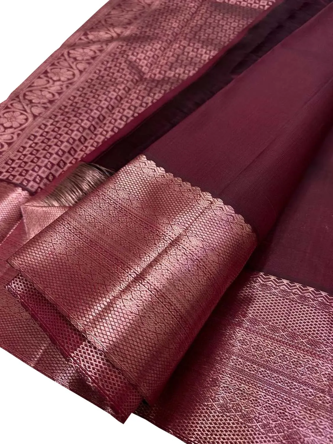 Elegant Maroon Kanjeevaram Handloom Pure Silk Saree