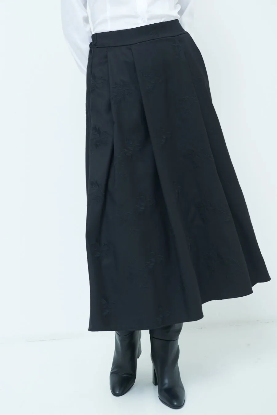 High-waisted flared midi skirt wholesale