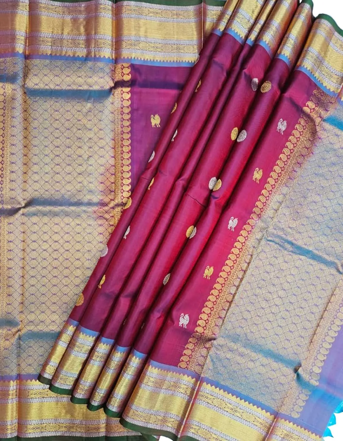 Maroon Kanjeevaram Silk Dupatta - Handloom Pure Elegance
