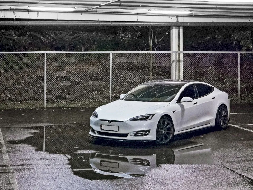 Maxton Design - SIDE SKIRTS DIFFUSERS TESLA MODEL S FACELIFT (2016-)