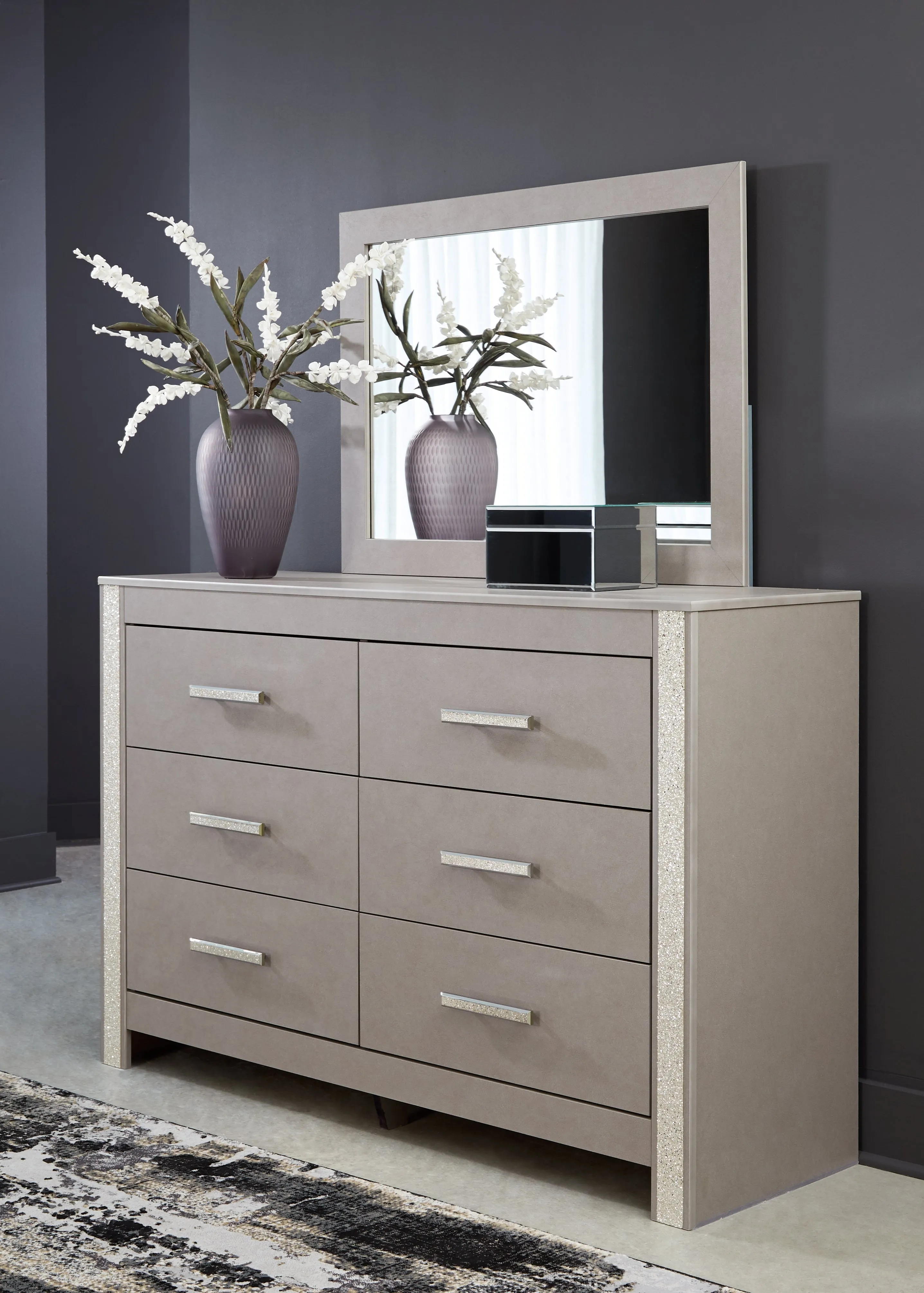 Surancha King Poster Bed with Mirrored Dresser in Gray